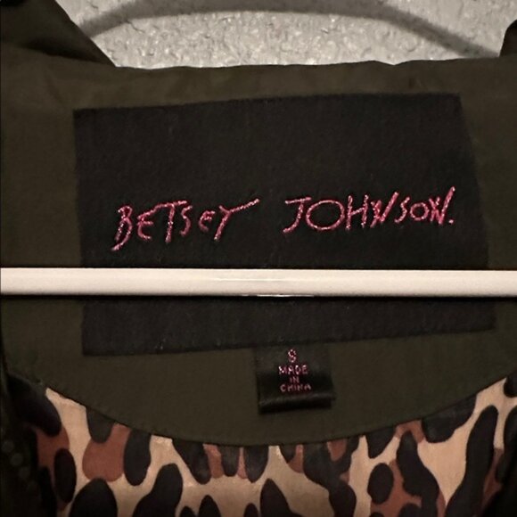 Betsey Johnson Down Jacket - Picture 6 of 10